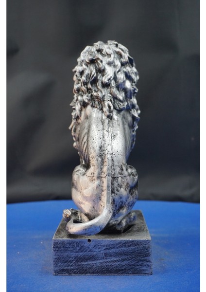 Özel Tasarım Oturan Aslan Heykel Biblo– Aslan Ev Ofis Hediyelik Dekoratif Aksesuar (22 Cm) modelleri