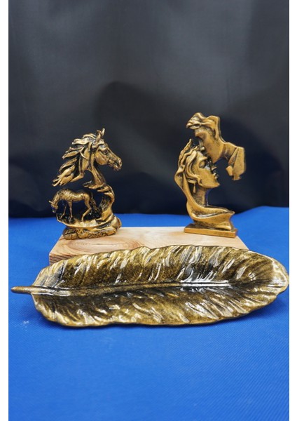 Dekoratif At Figürü, Zarif Kadın-Erkek Yüz Silueti ve Yaprak Tabak ile 3’lü Modern Set