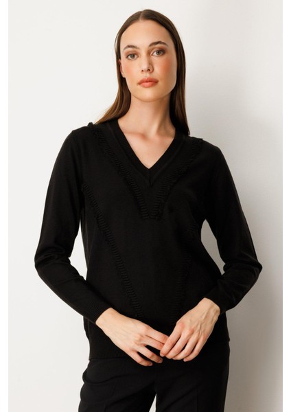 65338 Onteks V Yaka Önü Detaylı Kazak