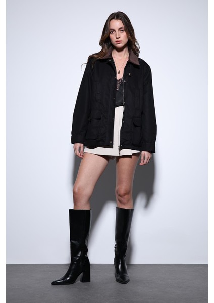 Siyah Kontrast Yaka Kadın Ceket modelleri