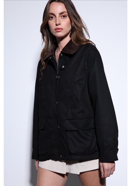 Siyah Kontrast Yaka Kadın Ceket indirimleri
