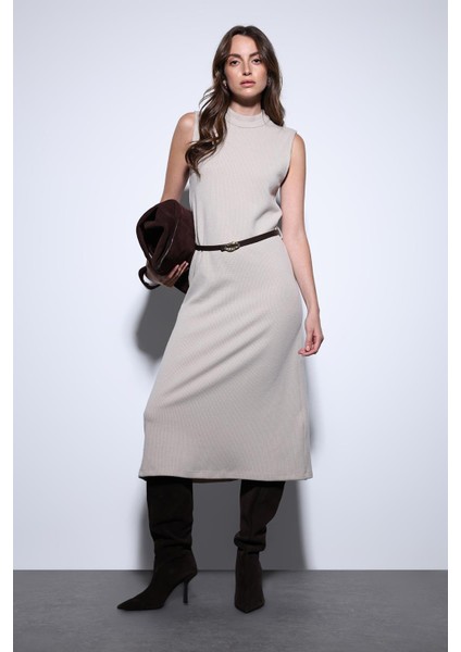 Taş Kemer Detaylı Kadın Midi Elbise