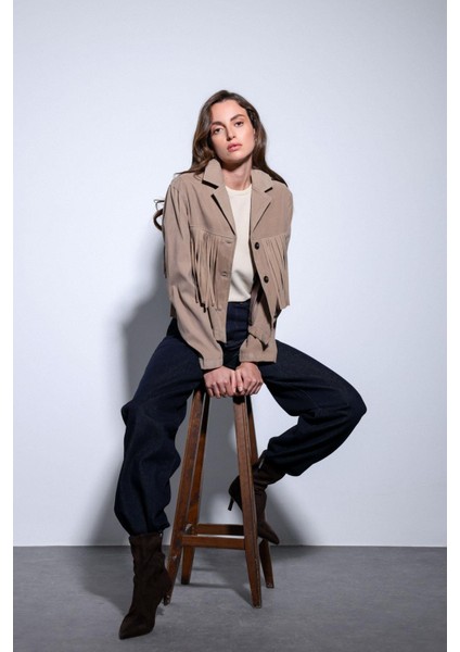 Bej Püskül Detaylı Süet Kadın Ceket modelleri