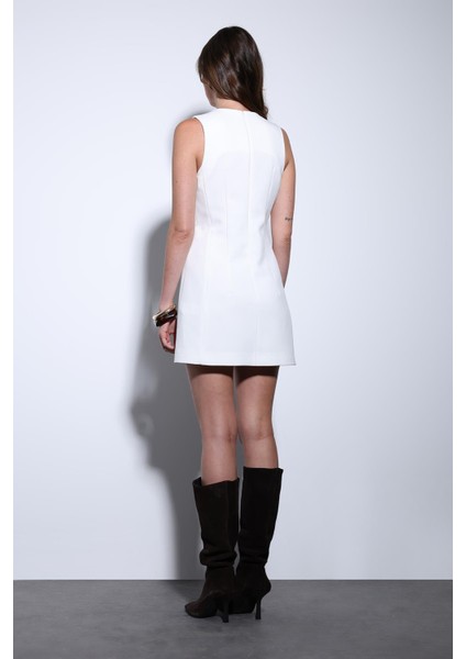 Beyaz Kadın Mini Elbise fırsatları