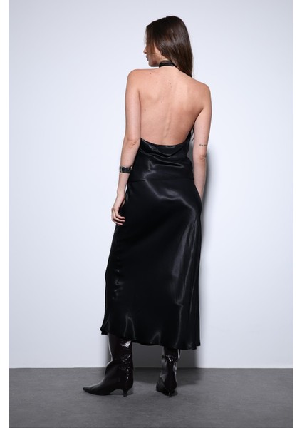 Siyah Saten Midi Etek fırsatları