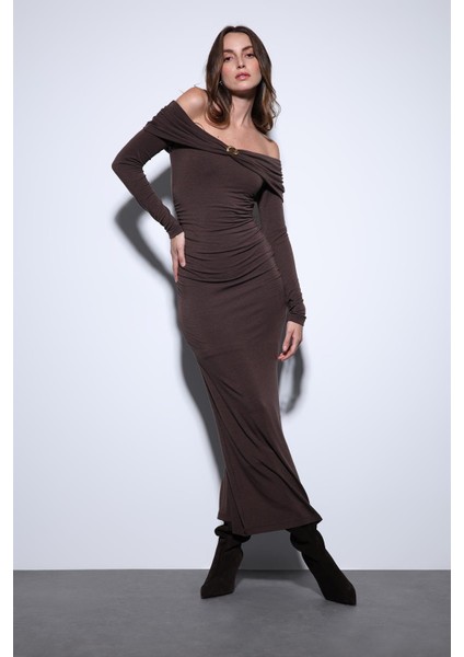 Kahve Drape Detaylı Aksesuarlı Elbise fiyatları