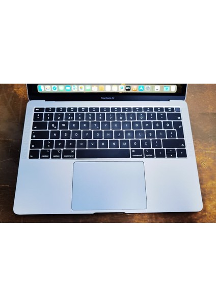 MacBook Air A1932 I5-8210Y 8 Ram 256 GB SSD 13,3" Darbeli Notebook - Outlet indirimleri