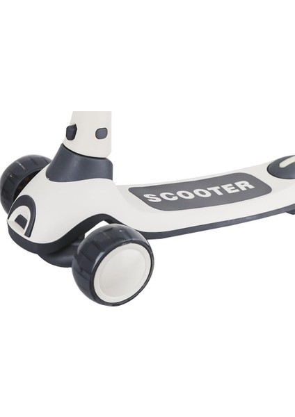 Nessiworld KM653 Sesli Scooter -Can Oyuncak modelleri