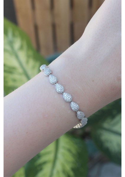 Vip Seri Pirinç Zirkon Taşlı Gümüş Renk Damla Model Bileklik - Lisinya fiyatları