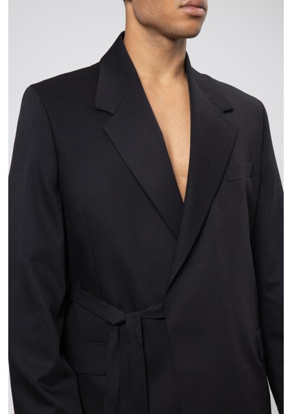 Oversize Kuşaklı Takım Elbise Siyah fırsatları