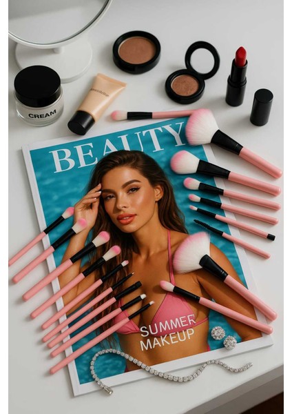 Şık Tasarımlı 32 Parça Pembe Makyaj Fırça Seti Çeyiz Hediye fırsatları