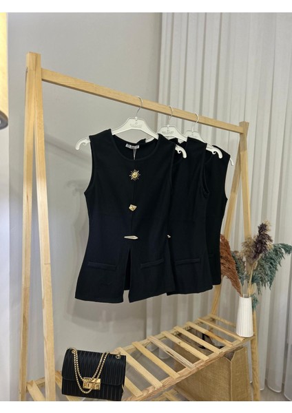 Gold Düğme Detaylı Bluz