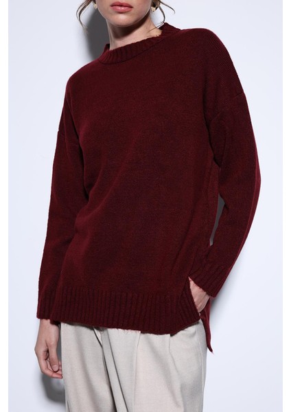 Bordo Yırtmaç Detaylı Kadın Kazak fırsatları