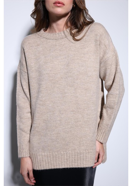 Bej Yırtmaç Detaylı Kadın Kazak indirimleri