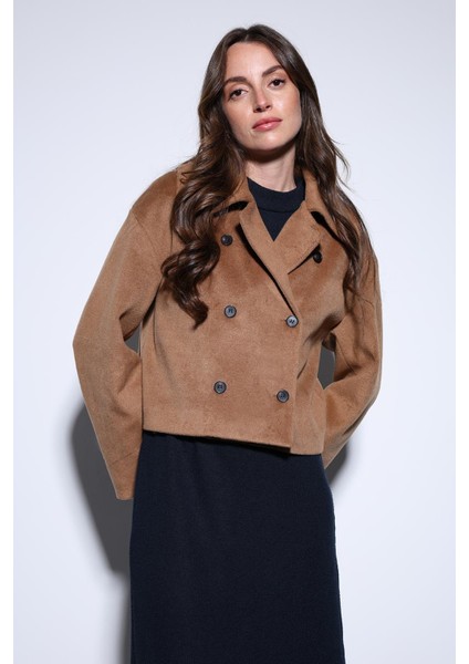 Camel Kruvaze Kadın Kısa Kaban