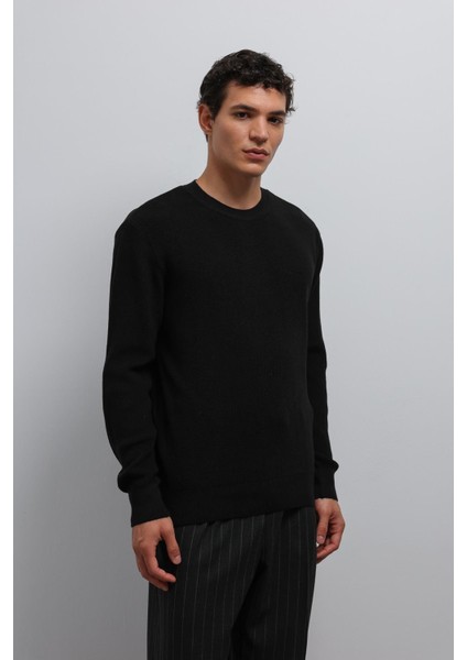 Siyah Dokulu Erkek Kazak