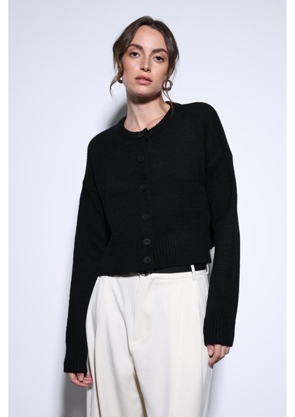 Siyah Yırtmaçlı Örgü Triko Kadın Kazak