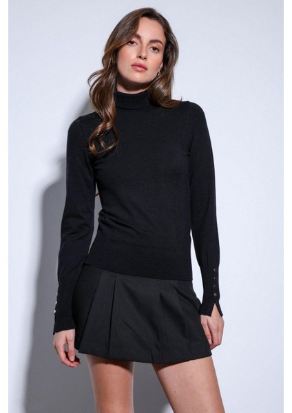 Siyah Dik Yaka Triko Kazak modelleri