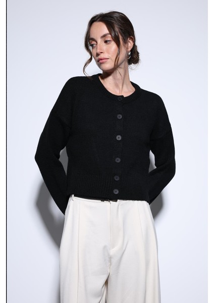 Siyah Yırtmaçlı Örgü Triko Kadın Kazak modelleri