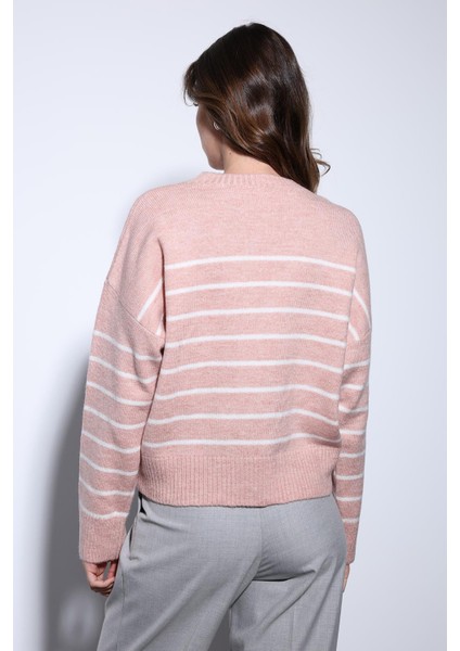 Pembe Çizgili Triko Kazak fırsatları