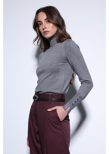 Gri Dik Yaka Triko Kazak modelleri