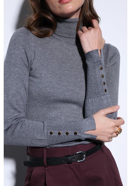 Gri Dik Yaka Triko Kazak indirimleri