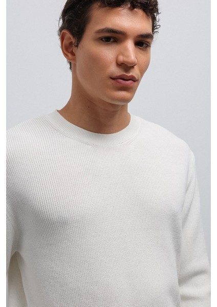 Ekru Dokulu Erkek Kazak indirimleri