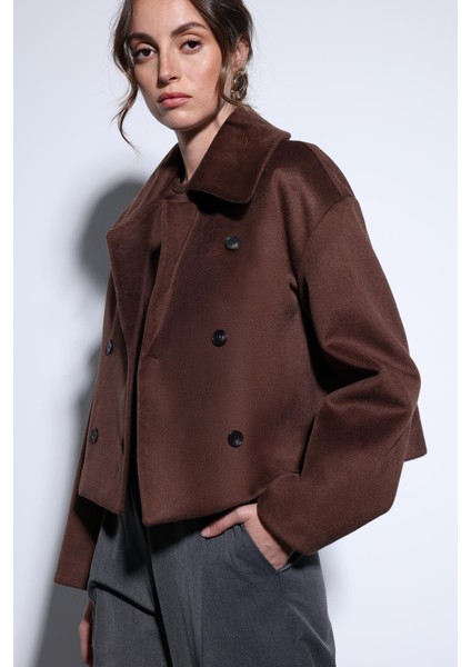 Kahve Kruvaze Kadın Kısa Kaban fırsatları