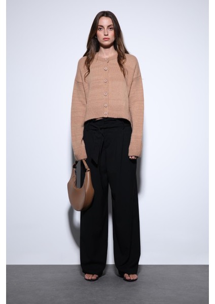 Bej Yırtmaçlı Örgü Triko Kadın Kazak fiyatları