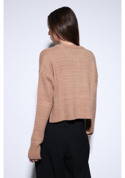 Bej Yırtmaçlı Örgü Triko Kadın Kazak fırsatları