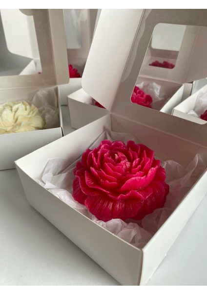 Likya Çiçek Formlu Kırmızı Dekoratif Mum – El Yapımı, %100 Doğal & Hediyelik fiyatları