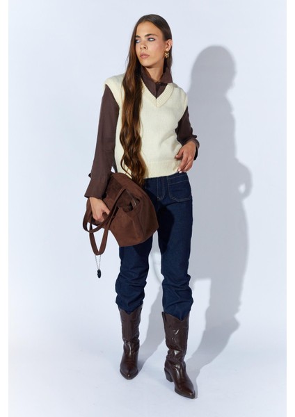 Kadın Krem V Yakalı Basic Süveter fırsatları