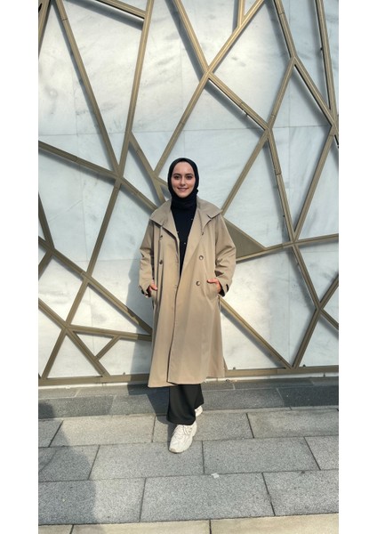 Berre Astarlı Yaka Detaylı Seyyar Kemerli Uzun Düğmeli Trençkot fırsatları