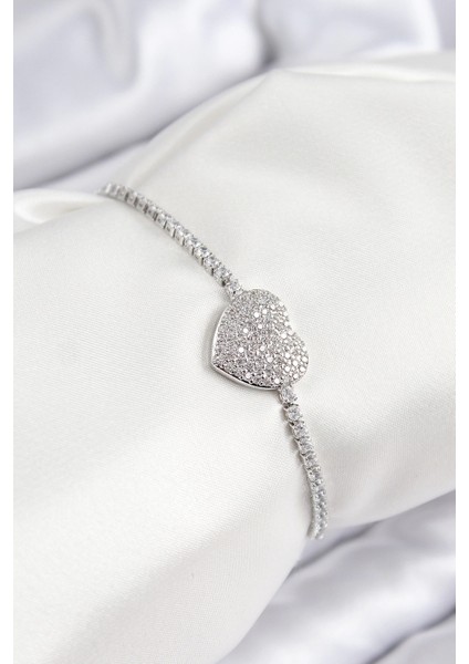 Bfs Pirinç Zirkon Taşlı Kalp Model Gümüş Renk Asansörlü Kadın Bileklik