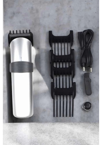 4 Taraklı Taşınabilir Profesyonel Saç ve Sakal Kesme Tıraş Makinesi indirimleri