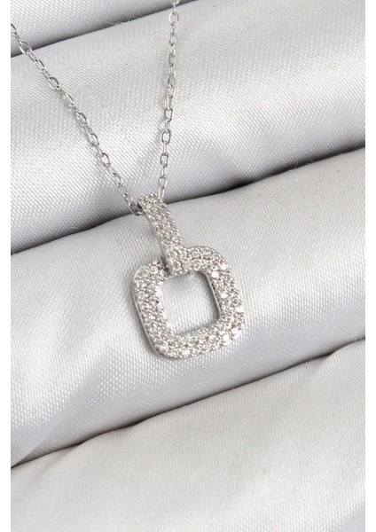 Bfs Pirinç Zirkon Taşlı Kare Model Gümüş Renk Kadın Kolye