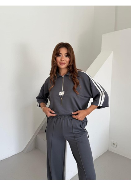 Buketli Kadın Şeritli Armalı Detaylı Kadın Eşofman Takım fiyatları