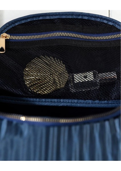 Lacivert Şık Makyaj Çantası, Pratik ve Şık Seyahat Aksesuarı modelleri