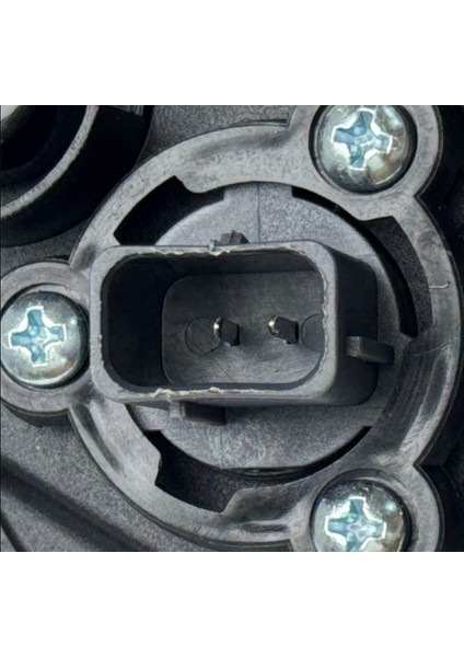 Isuzu Lamba Sis D-Max 12-15 Sağ (Kare) fırsatları