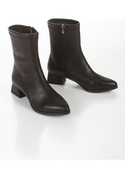 Siyah Cilt Kısa Kalın Topuklu Sivri Burunlu Günlük Bot Cnr modelleri