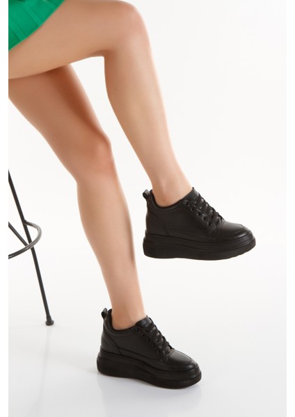 Siyah Kadın Gizli Topuklu Bağcıklı Spor Ayakkabıe fırsatları