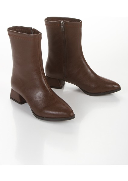 Kahverengi Kısa Kalın Topuklu Sivri Burunlu Günlük Bot Cnr fiyatları