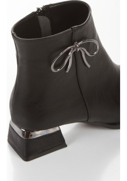 Kadın Siyah Kısa Yan Tokalı Kalın Topuklu Sivri Burunlu Bot Cnr1 fırsatları