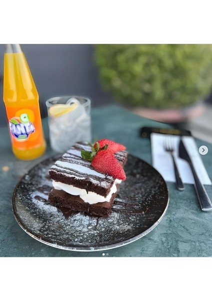 Cosmos Black Serisi 21 cm Pasta Tabak 6'lı