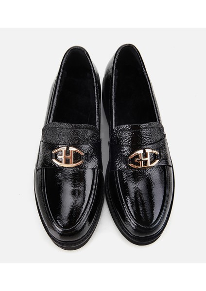 01AYH312860A100 KADIN Rugan Deri Siyah Tokalı Klasik Loafer