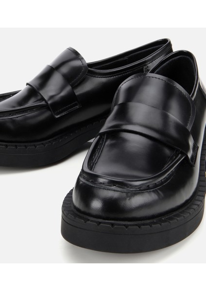 01AYH312990A100 KADIN Açma Deri Siyah Günlük Loafer modelleri