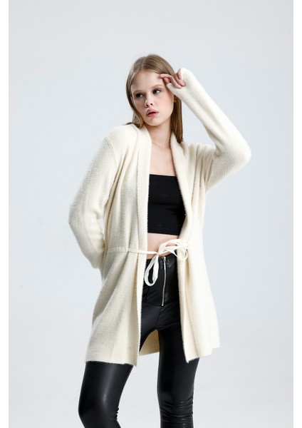 Önü Kurdele Bağlamalı Şal Yaka Hırka indirimleri