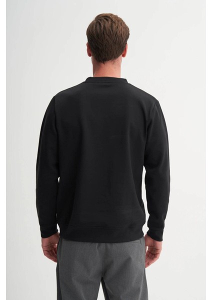 Siyah Erkek Dynamic Regular Fit Pamuk Karışımlı Baskılı Scuba Sweatshirt modelleri