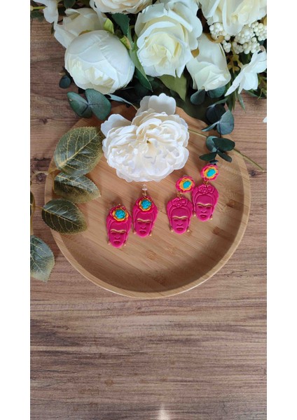 Frida Kısa Boy El Yapımı Fuşya Tasarım Küpe - Farklı ve Şık