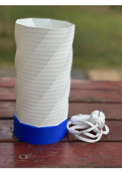 Modern Spiral Tasarımlı Mavi Tabanlı Masa Lambası - Dekoratif Abajur fırsatları